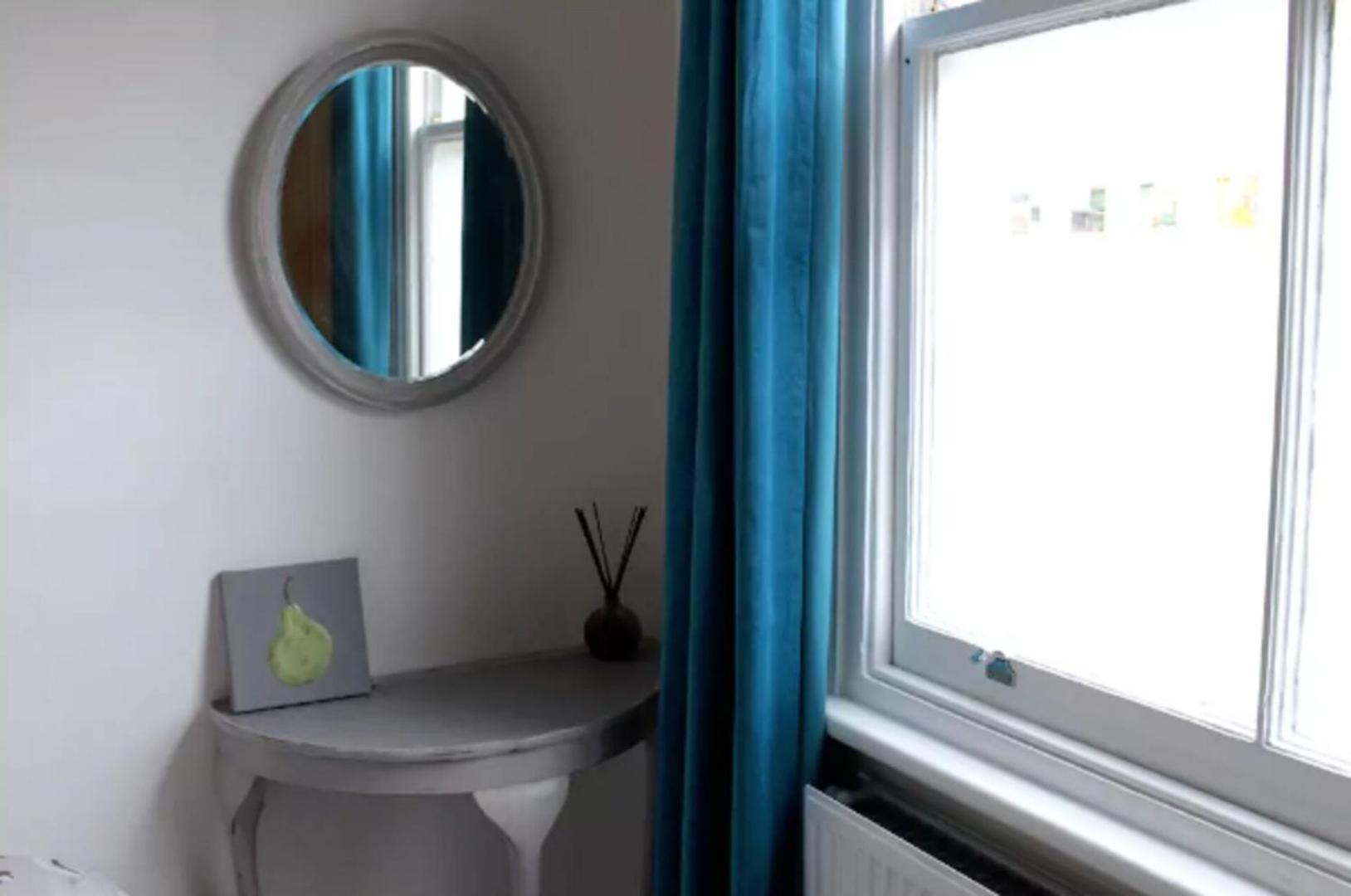 Apartment Trendy 2bd Flat In West Hampstead